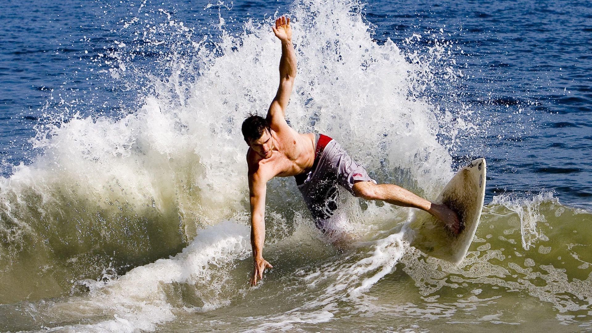 中国足球青训体系全面升级，培养未来世界级球员，中国足球青训体制